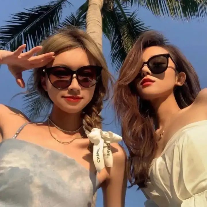 白色的女人
